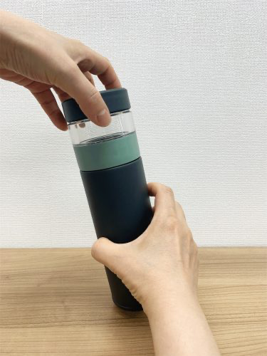 Lalaluctus ティーボトル - ステンレススチール製タンブラー(ティーストレーナー付き) - ダークグレー - 400 ml