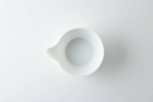 Oda Pottery: Sazanami Design Porcelain Bowl with Pouring Lip (White) 小田陶器さざなみ片口小鉢(白)
