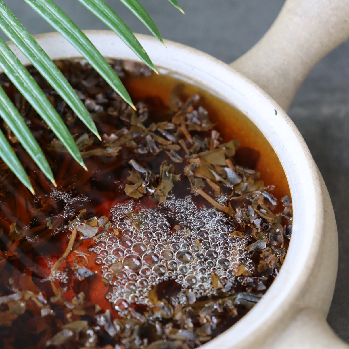 スタジオレッスン - お茶のプロまたは愛好家レベル - パーソナライズされた日本茶の奥深さ