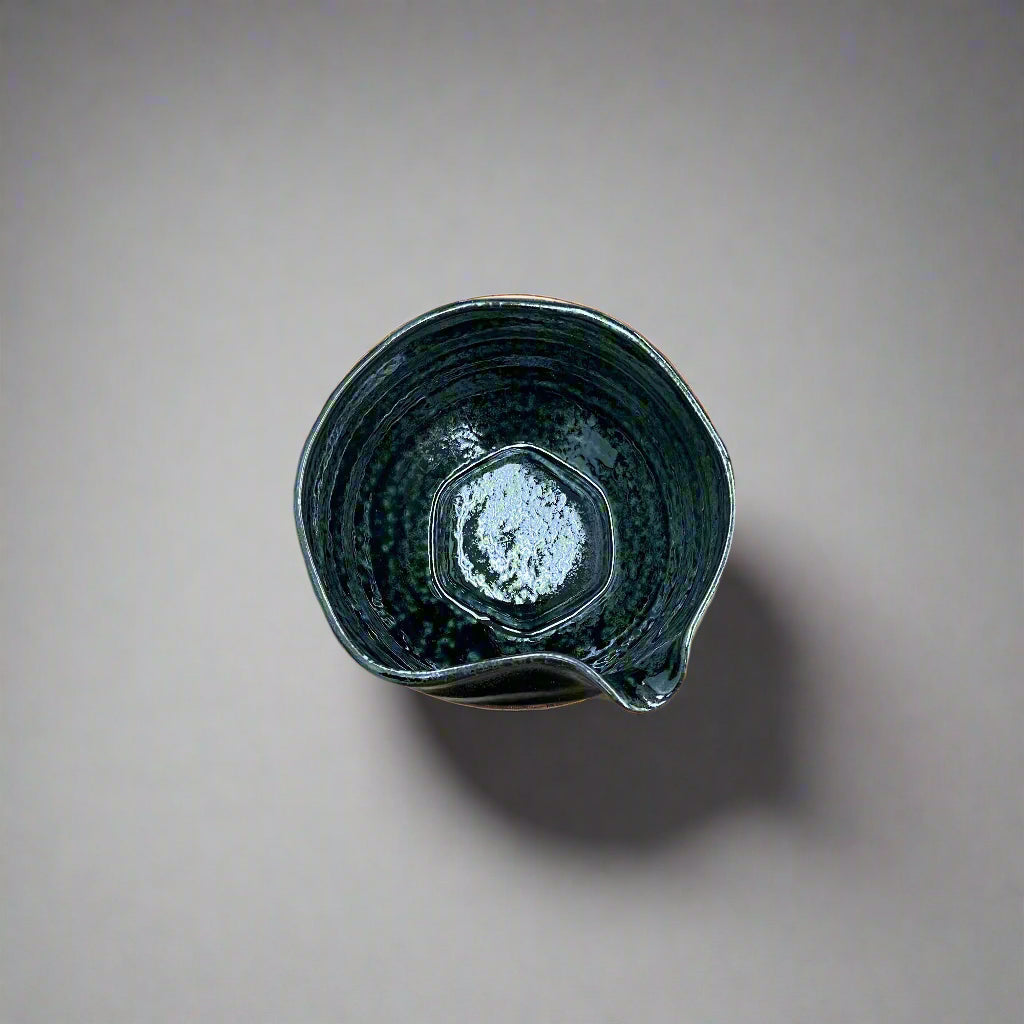 Seiangama: Hagi Irabo Matcha Bowl with Pouring Lip 萩イラボパーティー抹茶碗