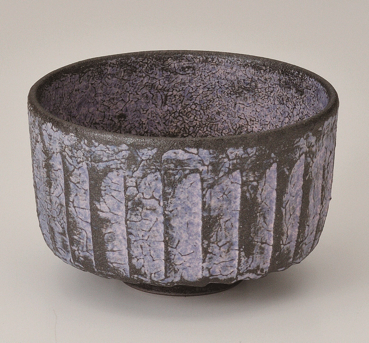 ヤマキイカイ:W208 清水焼 抹茶茶碗 【抹茶碗/清水焼】抹茶盌 紫釉そぎ紋