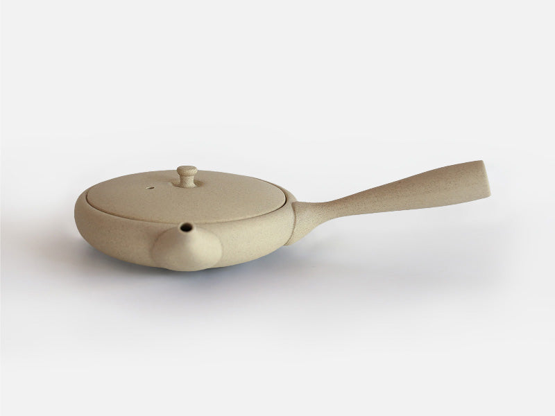 Jinsui Kiln: TOKI - KINARI, Flat Tokoname Kyusu Tea Pot (80ml)