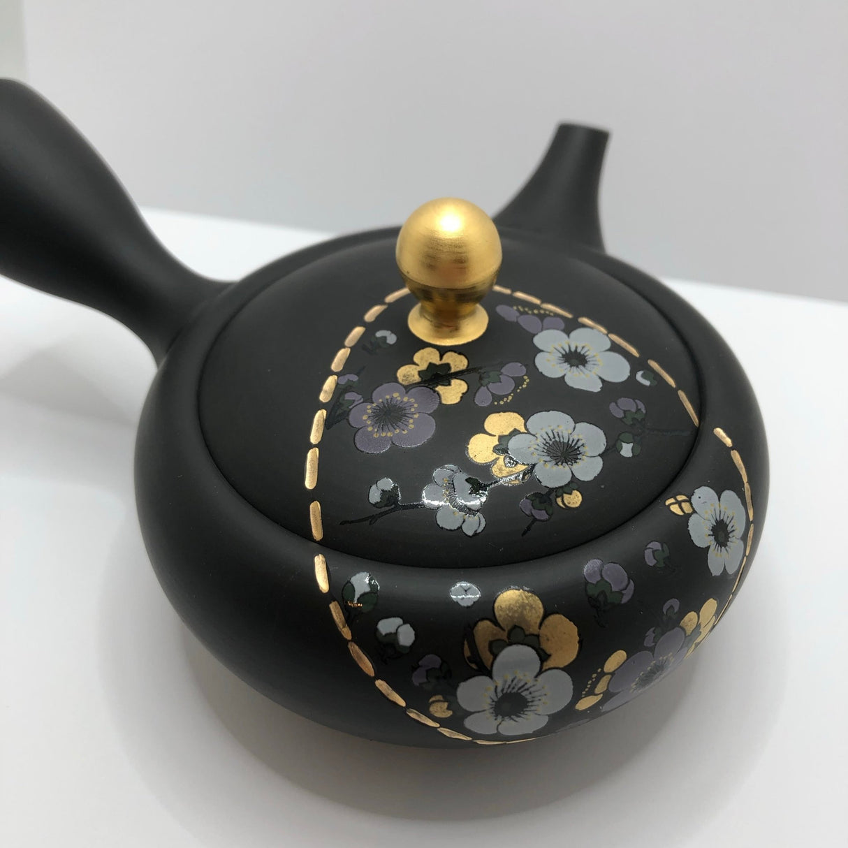 Isobe Ceramics mi123: Tokoname Kyusu Golden Sakura by Shouhou 250 ml 金彩桜 - yunomi-jp.pro