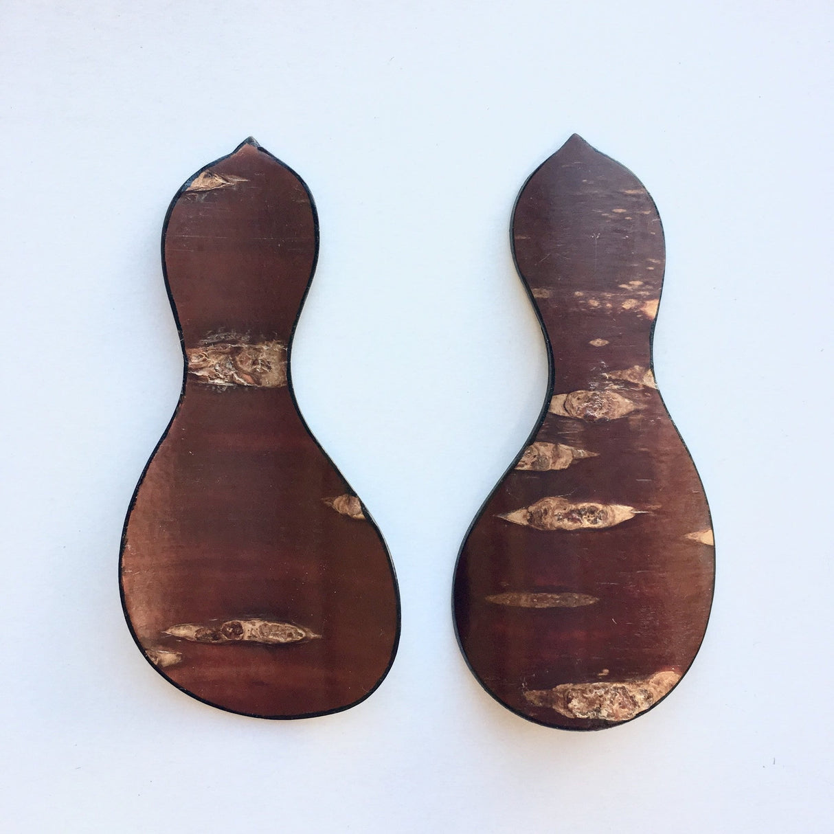 Koizumi: Sakura bark tea scoop chasaji (Gourd-shaped design) 5-235 - yunomi-jp.pro