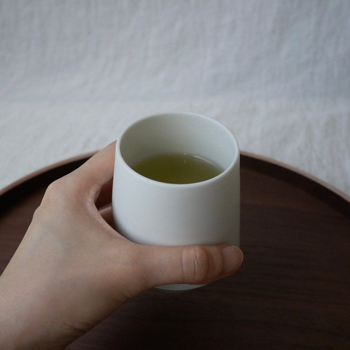 Yamani - Yamatsu Gifu: Minimalist Frustum Yunomi Tumbler, White - yunomi-jp.pro