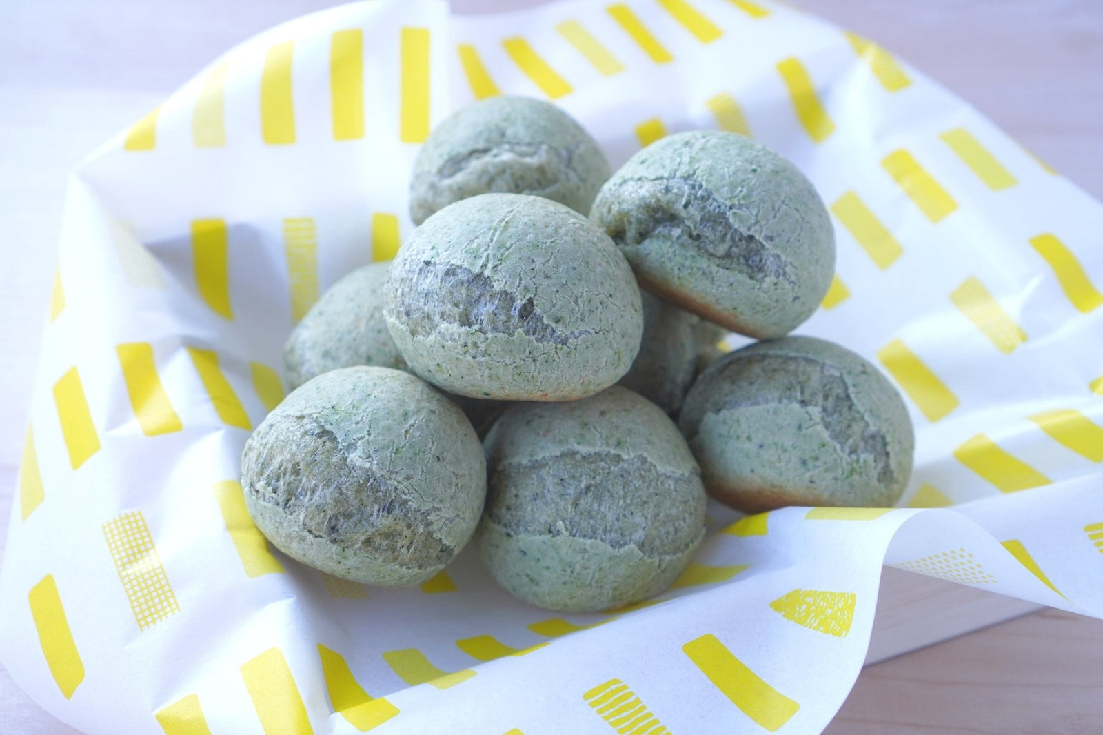 30 Minute Yomogi Cheese Buns Recipe - yunomi-jp.pro