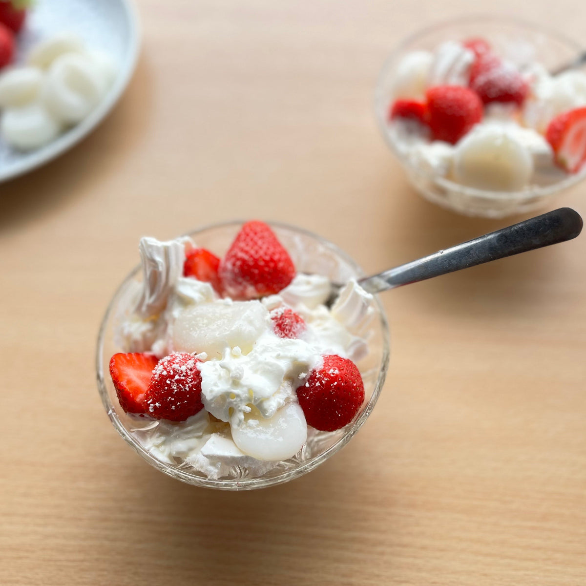 Shiratama Meets Eaton Mess : Summer Dessert Fusion Between Japan and t ...