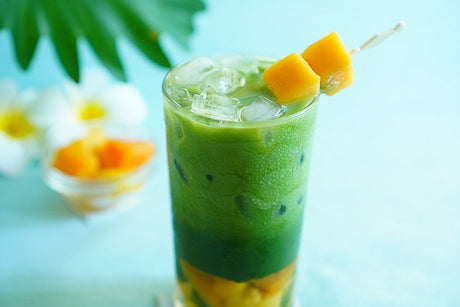 Iced Matcha Latte with Mango Recipe - yunomi-jp.pro