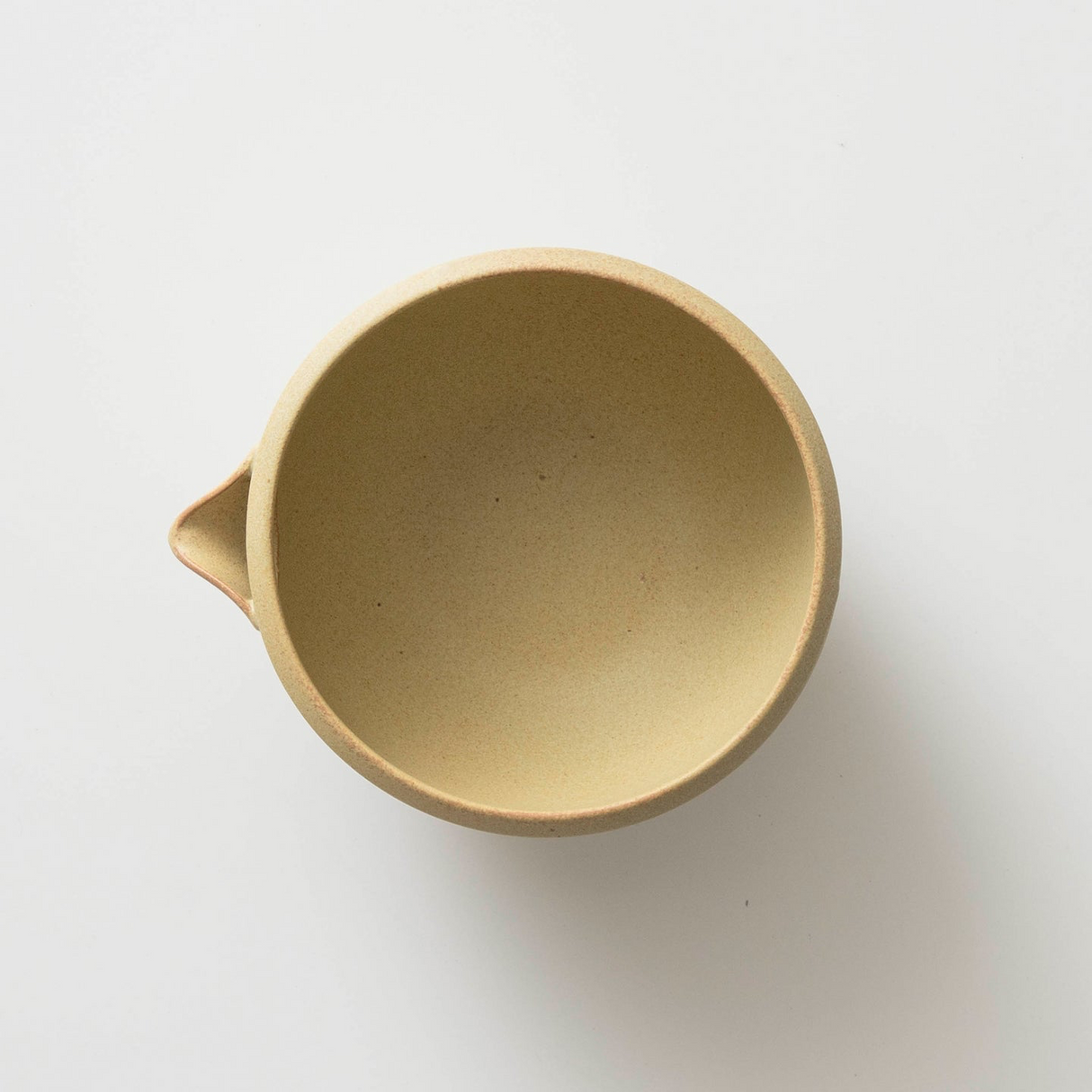Origami Kai - Pour Wara Brown - Minoyaki Porcelain Katakuchi Matcha Bowl with Pouring Lip