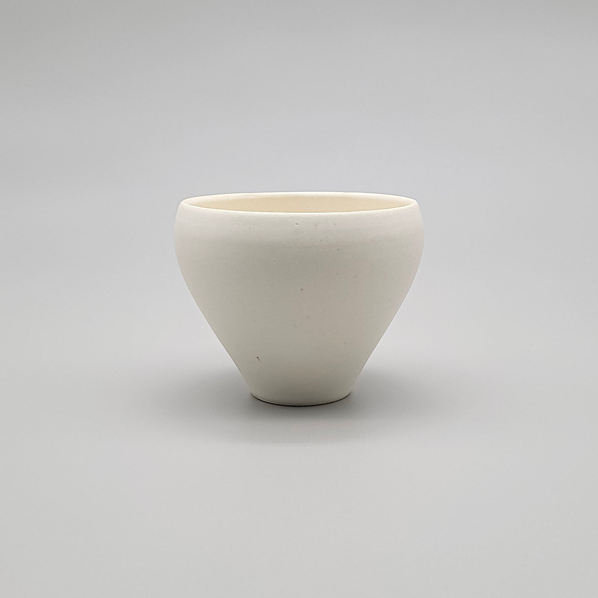 Emui × YUNOMI /  HAKU（Handmade Ceramic / 桐箱入りユノミオリジナル）