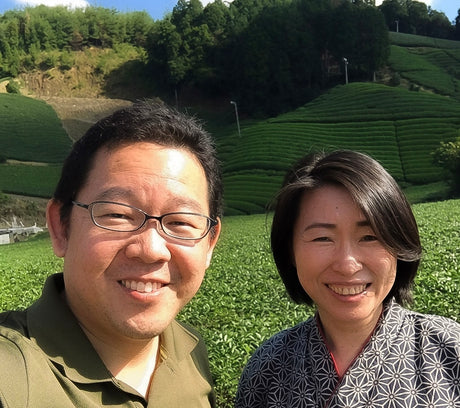 Ian and Teruko from Azuma Tea Garden photo by yunomi-jp.pro