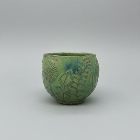 Kaoli Nakamura: Green Dandelion Cup yunomi-jp.pro