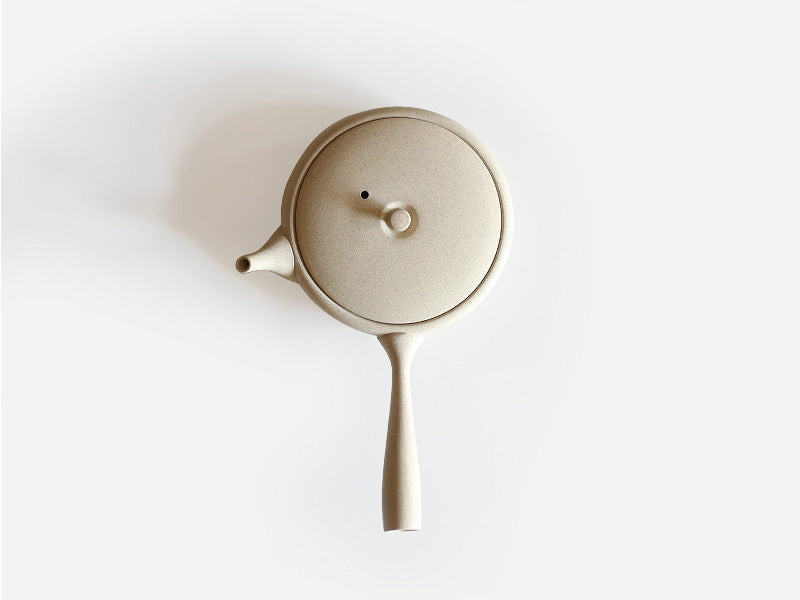 Jinsui Kiln: TOKI - KINARI, Flat Tokoname Kyusu Tea Pot (80ml)