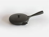 Jinsui Kiln: TOKI - SUMIKURO, Flat Tokoname Kyusu Tea Pot (80ml, Black)