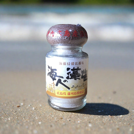Amabito no Moshio Gourmet Seaweed Salt by Kamagari Bussan - yunomi-jp.pro