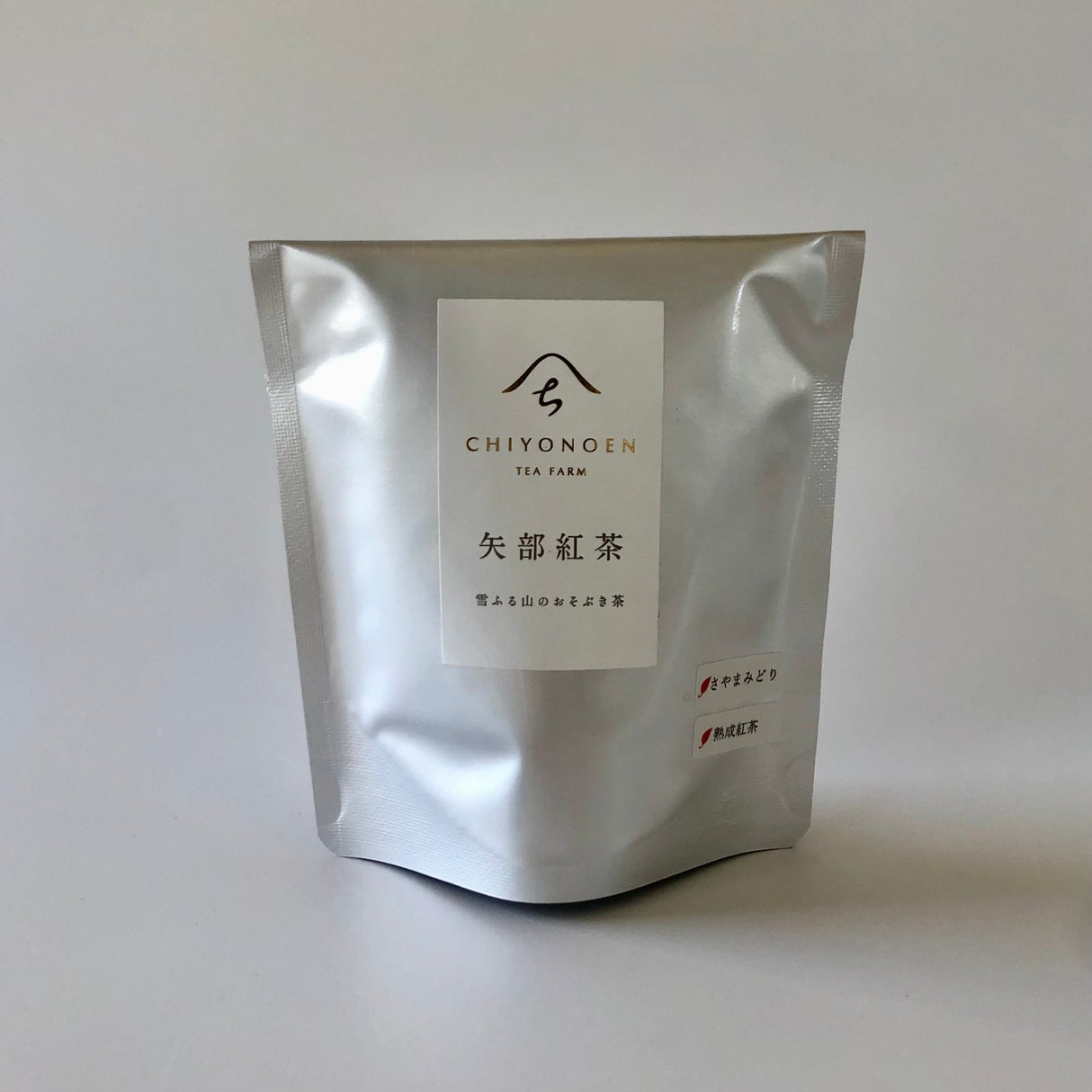 Chiyonoen Tea Garden: #22 Mountain-Grown Yame Black Tea, Single Cultivar Sayama Midori - yunomi-jp.pro