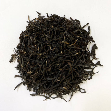 Chiyonoen Tea Garden: #24 Mountain-Grown Yame Black Tea, Single Cultivar Benifuuki Summer - yunomi-jp.pro