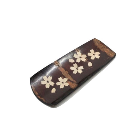 Fujiki Denshiro: Tatami Sakura Bark Tea Scoop Chasaji - Plain Bark with Sakura たたみ茶箕 無地皮 散花 - yunomi-jp.pro