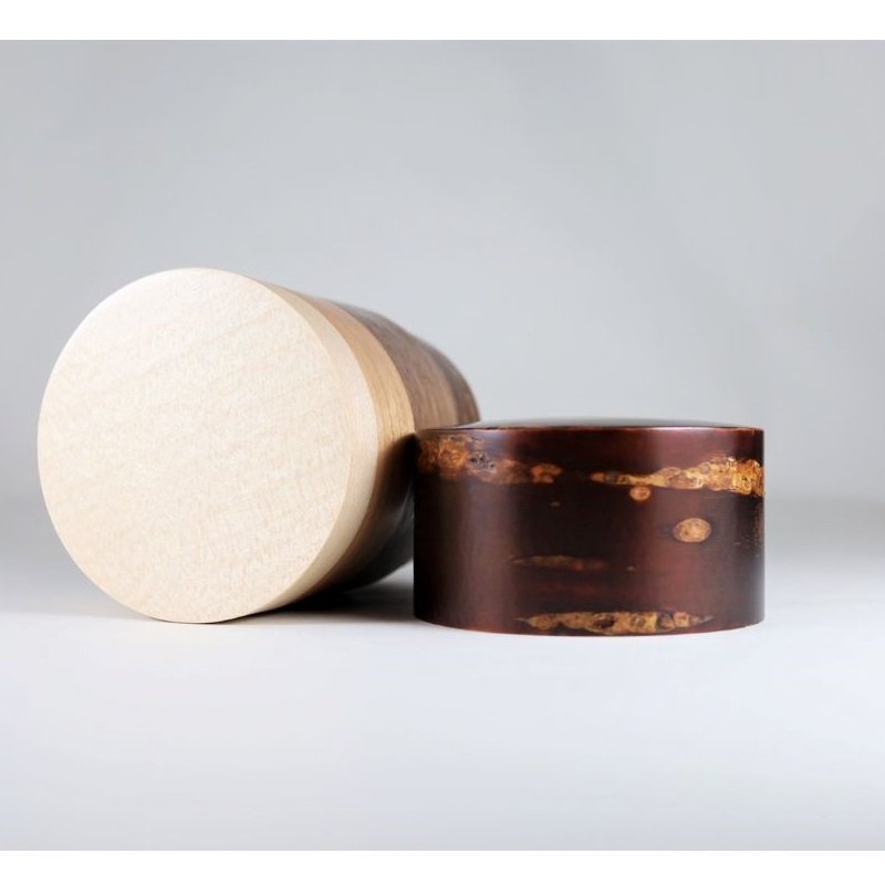 Fujiki Denshiro: Wazutsu Series Kabazaiku Tea Canisters, 4-color Sakura Bark 輪筒4色 茶筒 無地皮 - yunomi-jp.pro