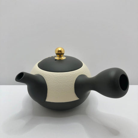 Isobe Ceramics mi122: Tokoname Kyusu Golden Autumn Leaves by Shouhou 200 ml 金彩紅葉桜 - yunomi-jp.pro