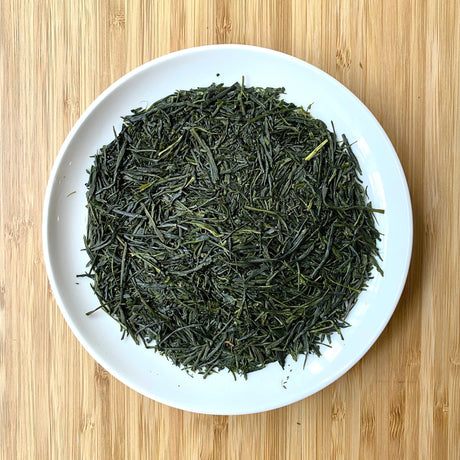 Kiyosawa Tea Gardens: Shizuoka Spring Asamushi Sencha by Konagai Chizuko - yunomi-jp.pro