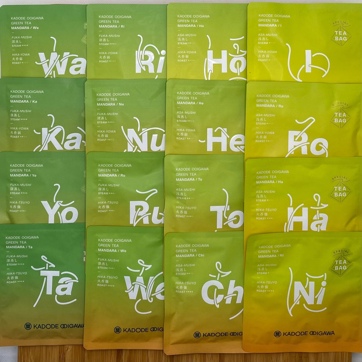 Mandara Green Tea Sampler Set by Kadode Ooigawa, Shizuoka - 4 steaming levels vs 4 green-roasting levels. (16 tea bags) - yunomi-jp.pro