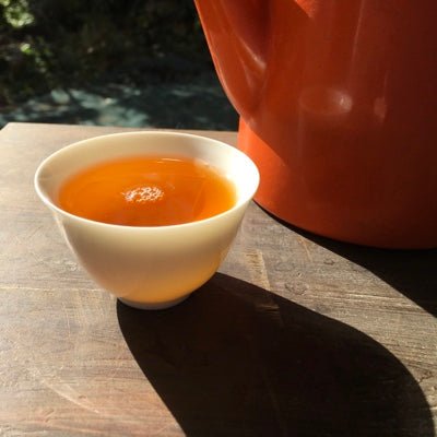 Mitocha NR005: Aged, Sun-dried Kamairicha Bancha 天日干し釜炒りばん茶 - yunomi-jp.pro