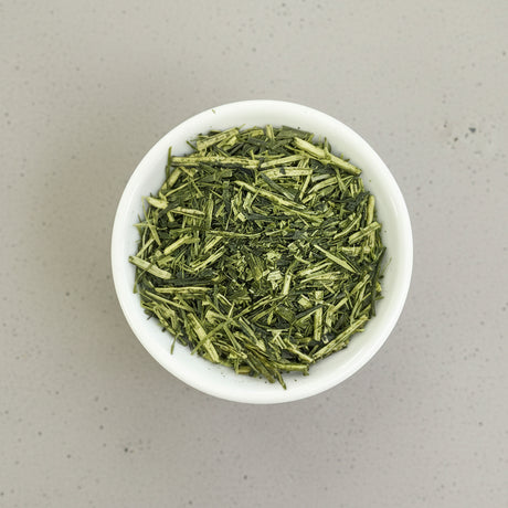 Murata Tea Garden: Fukamushi Kukicha Leaf Stem Green Tea From Kikugawa, Shizuoka - yunomi-jp.pro