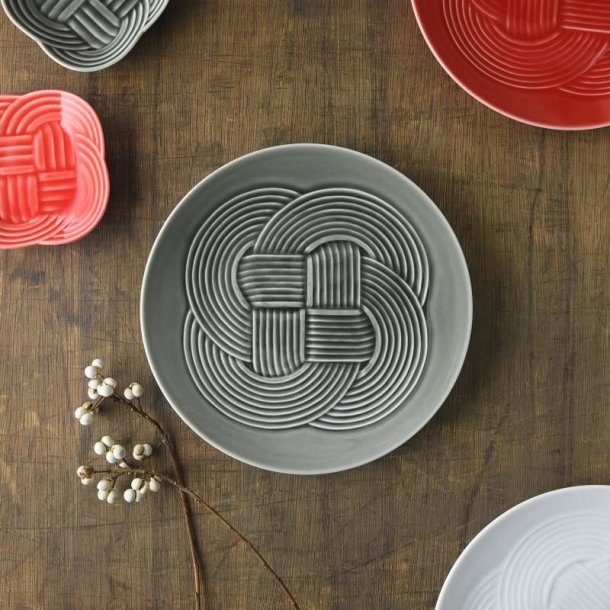 Oda Pottery: Dessert Plate Gray (19 cm) - yunomi-jp.pro