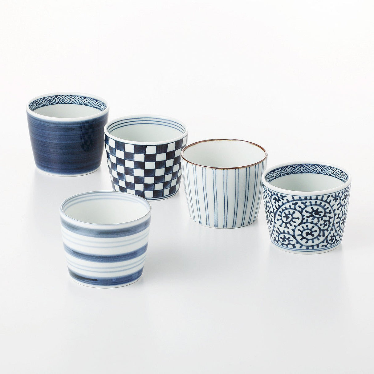 Saikai Ceramics: 5-piece Aritayaki Soba Cup Set, Indigo Design Series - yunomi-jp.pro