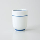 Saikai Ceramics: Blue Trim, White Porcelain Yunomi Tea Cup with Blue Accents 150 ml - yunomi-jp.pro