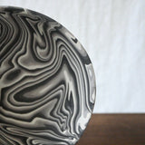 Shinro Yamamoto: Marble Porcelain Matcha Bowl 650 - yunomi-jp.pro