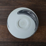 Shinro Yamamoto: Marble Porcelain Matcha Bowl 800 - yunomi-jp.pro