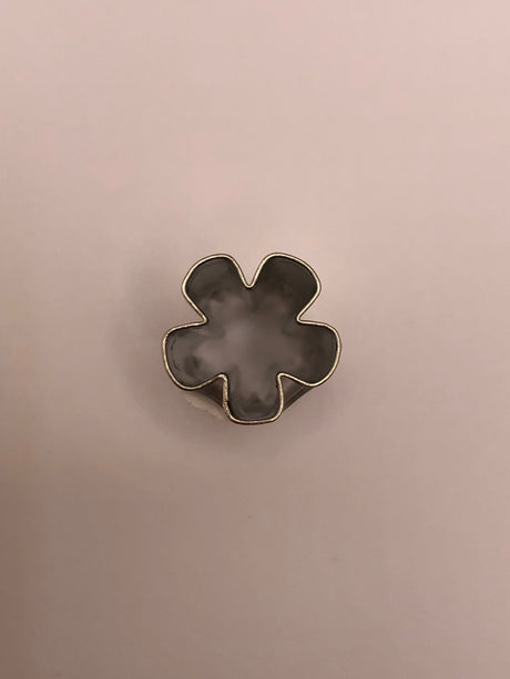 Tomiz: 2-ways Sakura Cookie Cutter - yunomi-jp.pro