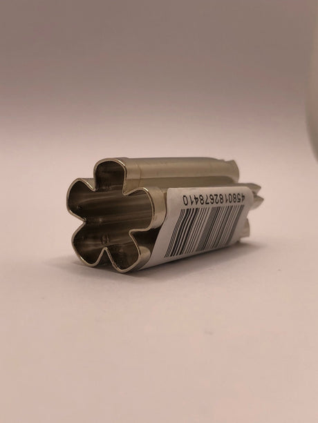 Tomiz: 2-ways Sakura Cookie Cutter - yunomi-jp.pro