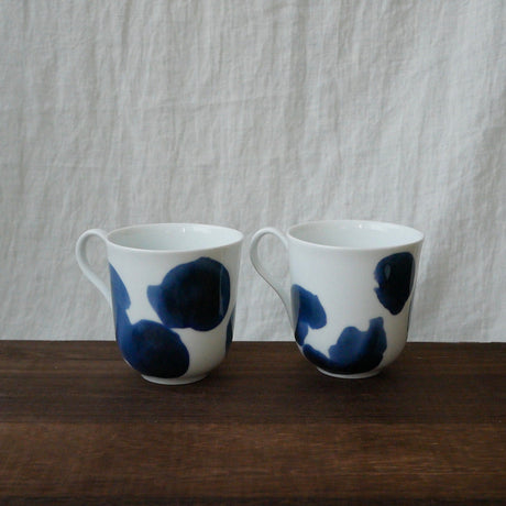 Yamani - Miyama Tableware: Blue Ink White Paired Mugs - yunomi-jp.pro