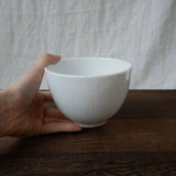 Yamani - Miyama Tableware: "Crease" Matcha Bowl Snow White - yunomi-jp.pro