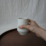 Yamani - Yamatsu Gifu: Minimalist Frustum Yunomi Tumbler, White - yunomi-jp.pro