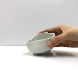 Yamatane: Tea Professional's White Porcelain Cooling Bowl, Yuzamashi - yunomi-jp.pro
