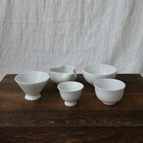 Yamatane: Tea Professional's White Porcelain Tea Cup - Small - yunomi-jp.pro